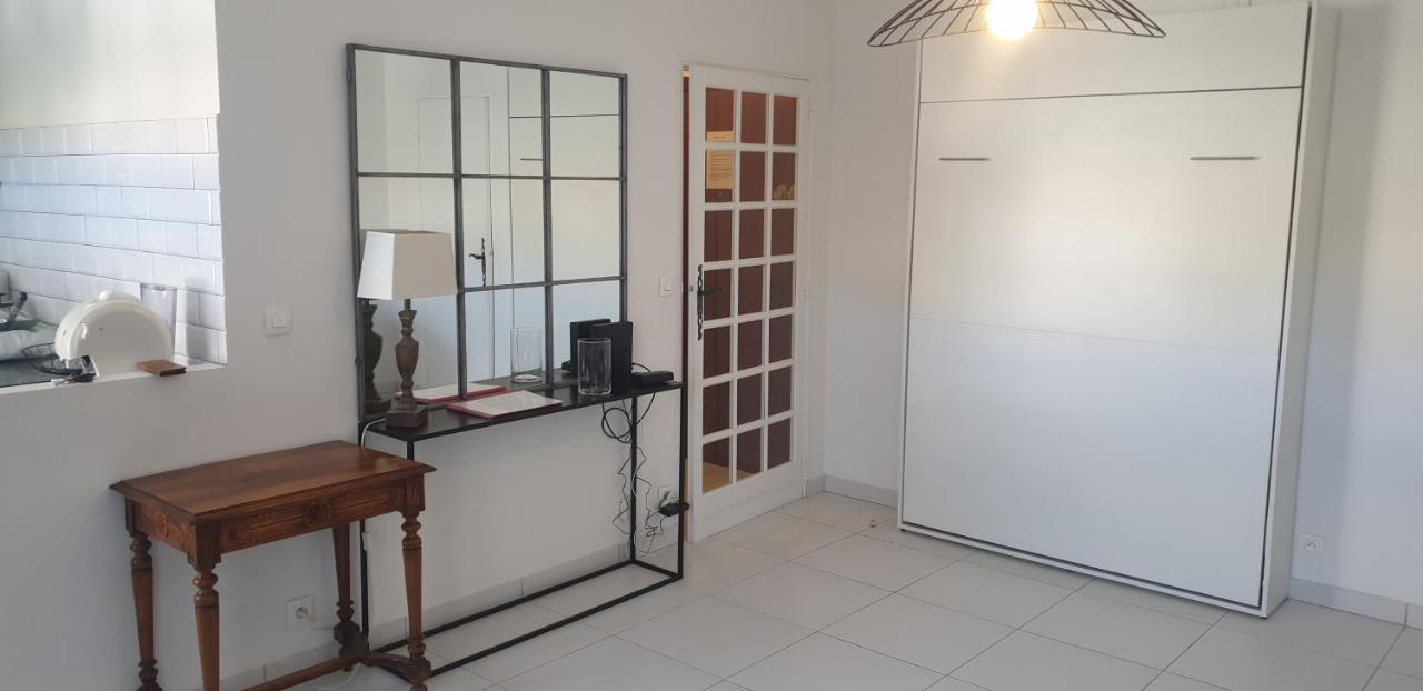 Studio Avec Parking Prive Каркеранн Екстер'єр фото